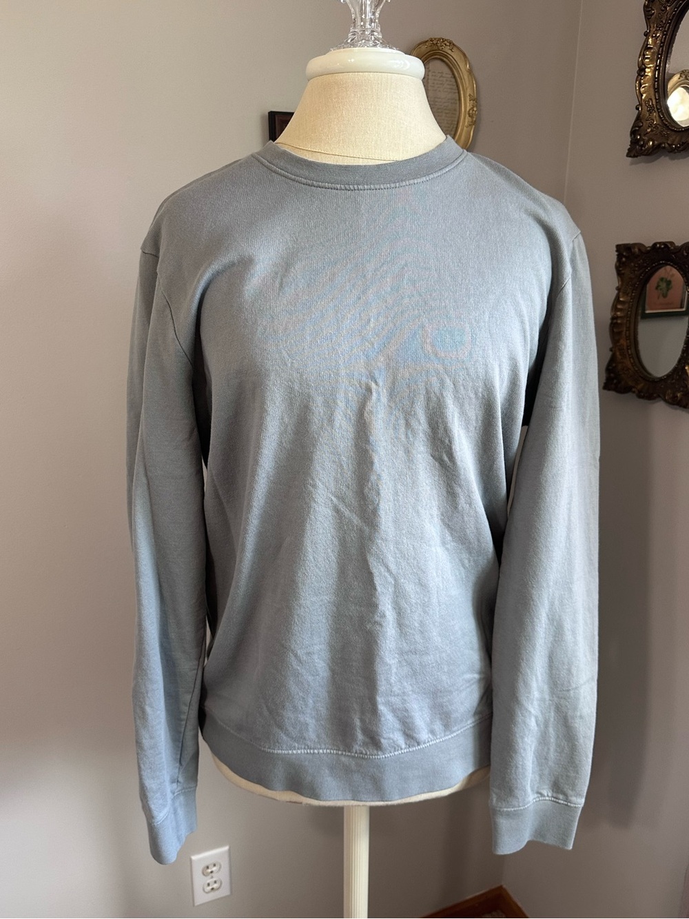 Barefoot Dreams Malibu Collection Men's Crewneck Sweater in Light Slate Blue